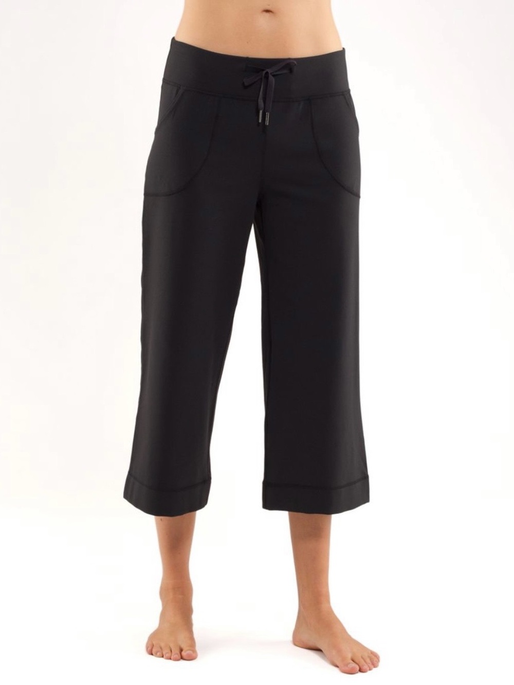 Vintage Lululemon Athletica Black Still Crop Pants size 8-10 Medium